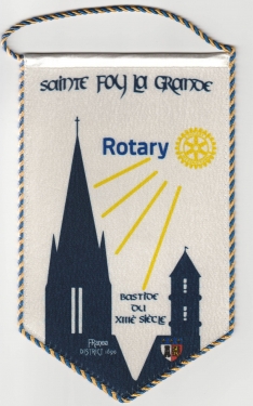 Rotary Sainte Foy La Grande Fanion JUILLET 2021.jpg